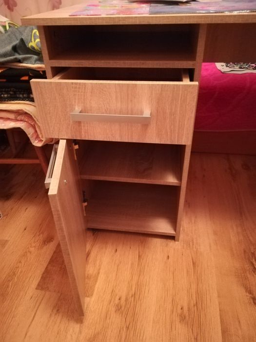 Ученическо бюро/офис/