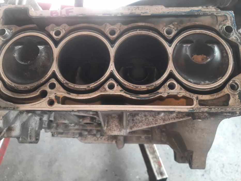 bloc motor ambielat 1.6 fsi blf vw golf 5
