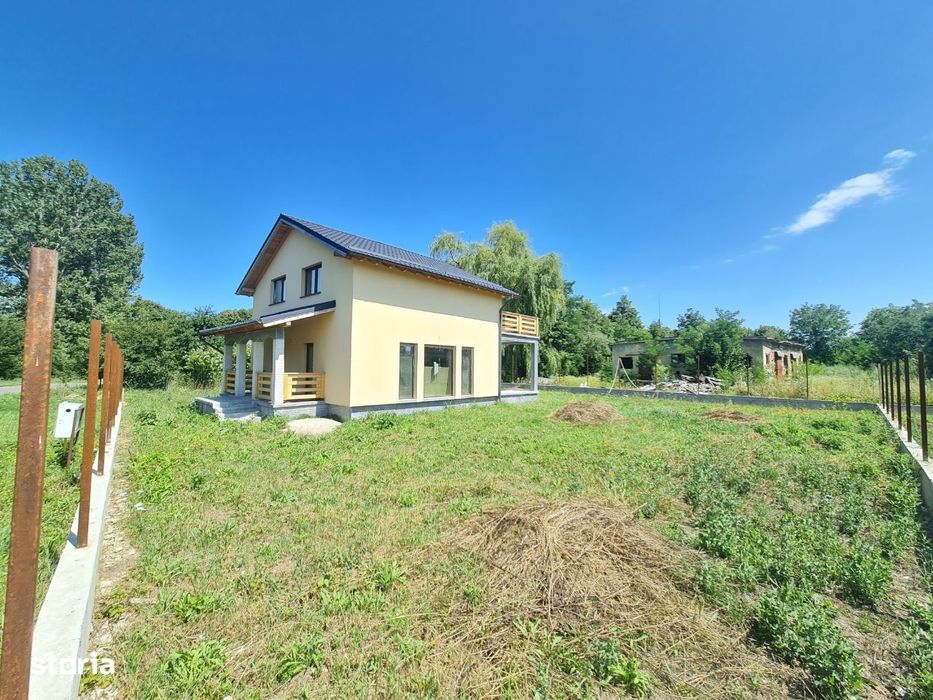 Casa noua, intabulata, de vanzare Halchiu Brasov