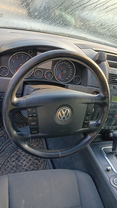 VW Touareg 3.2 B,241 к.с. автомат, 60 броя на части