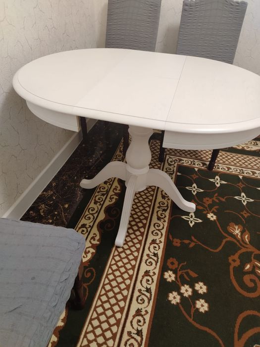 Продам стол со стульями