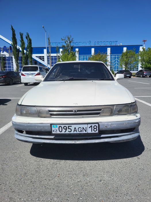 Продам Toyota Vista 1991 год. Состояние нормально. Торг есть