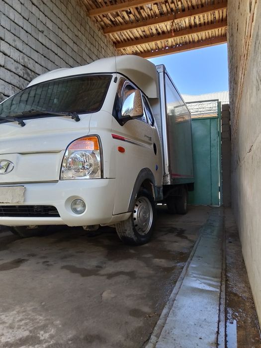 Hyundai porter 2    2009 dezil