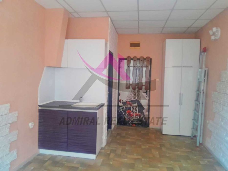 Дава се под наем Офис в Варна, Трошево - 20 кв.м за 175 € - Снимка #1