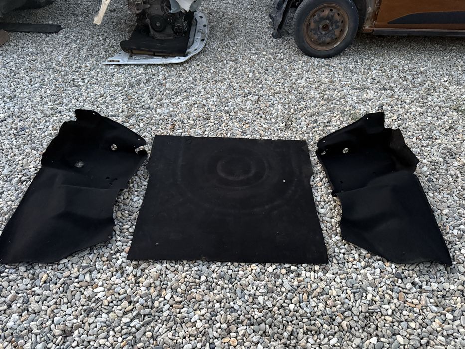 Vand mochete portbagaj Dacia Logan  berlina 2004/2012