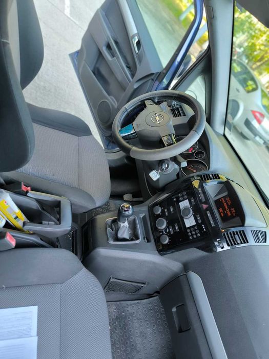 OPEL Zafira 2010 — imagine 3