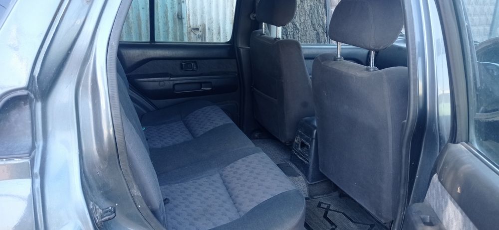 Срочно продам Ниссан тиранно