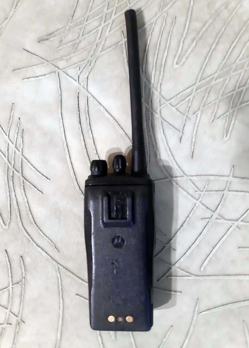 Радиостанция Motorola CP040