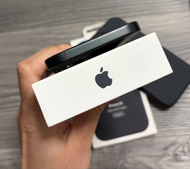 Iphone 15 black 128 GB