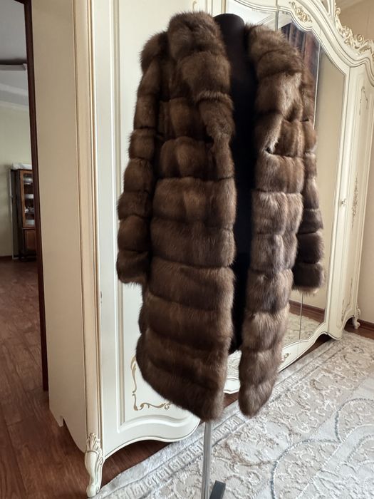 Продам шубу Соболь