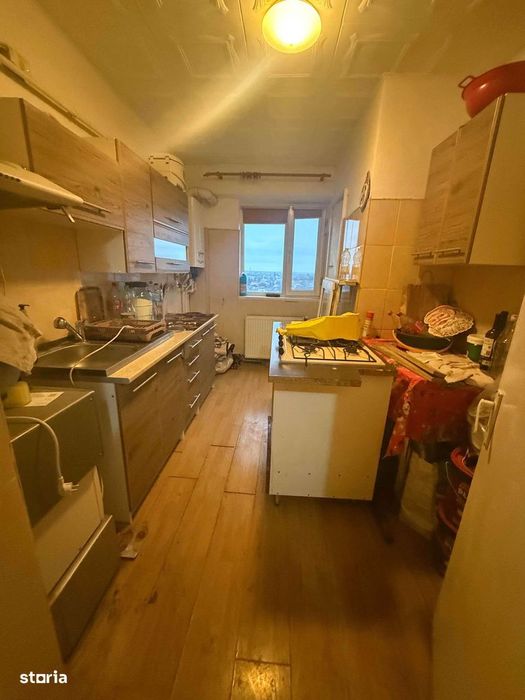 De vânzare apartament 3 camere decomandat 65 mp