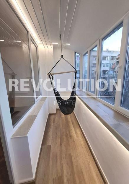 Дава се под наем Двустаен апартамент в Варна, Спортна зала - 50 кв.м за 448.8 € - Снимка #4