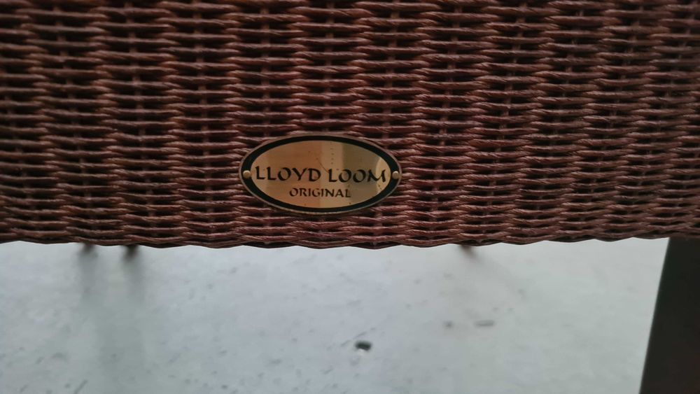 ратанов стол -внос от европа