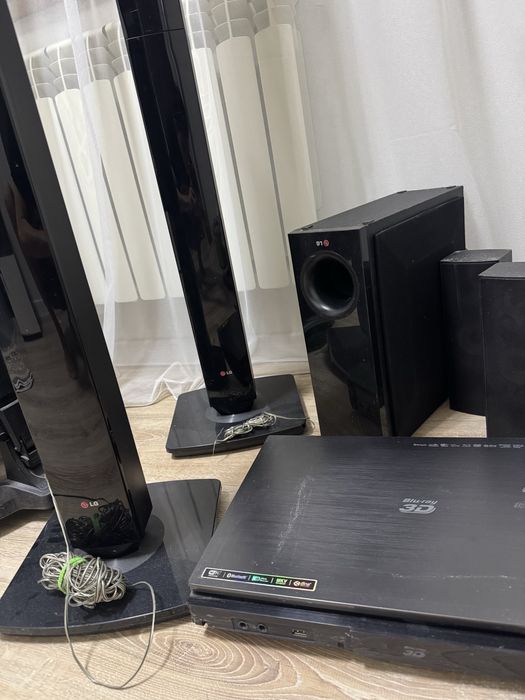 Апарутра домашний кинотеатр