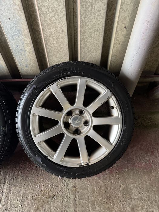 Anvelope de iarna + jante aliaj, dimensiune 225/45/R17 VW Golf