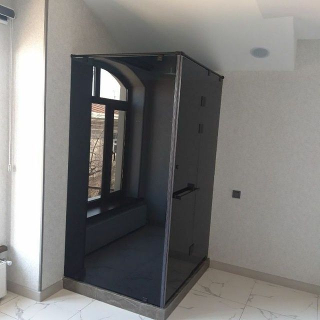 Окна, двери, витражи, перила, каленное стекло! Крачайшие сроки.