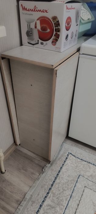 Продам стулья депутат