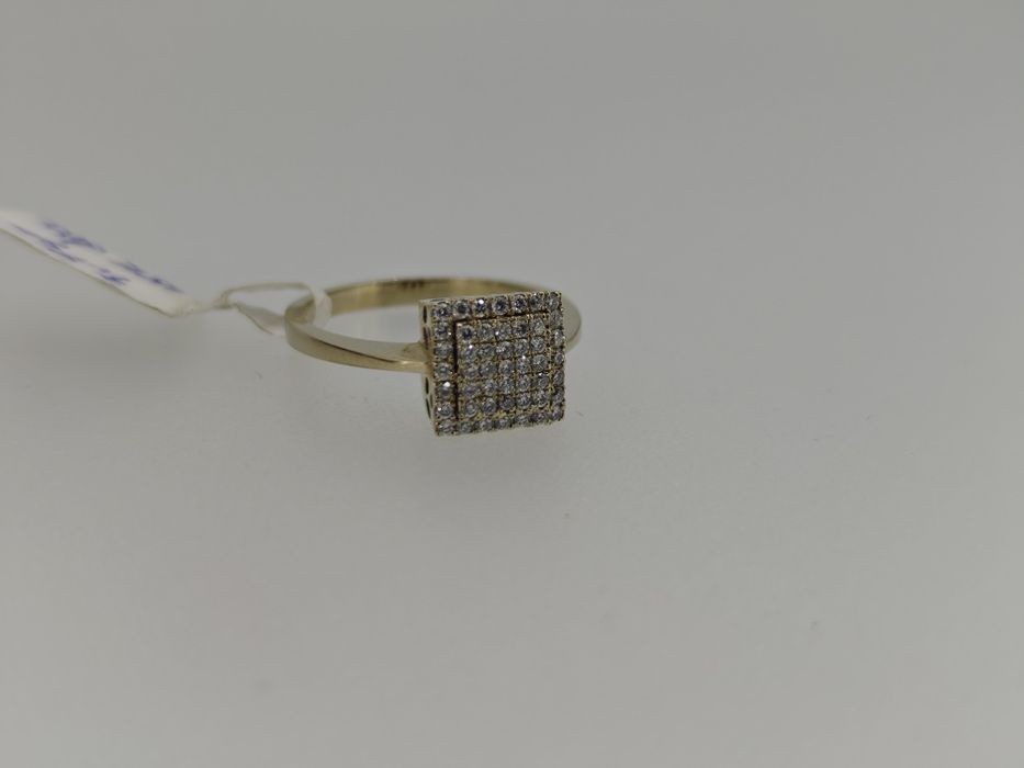 Inel aur 18k 3.7gr cu diamante naturale (r)