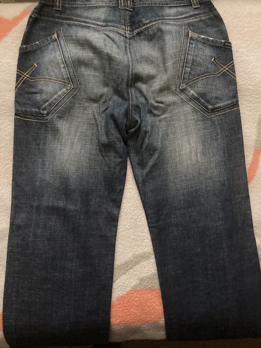 2 броя дънки Terranova и D&G за 12 лева