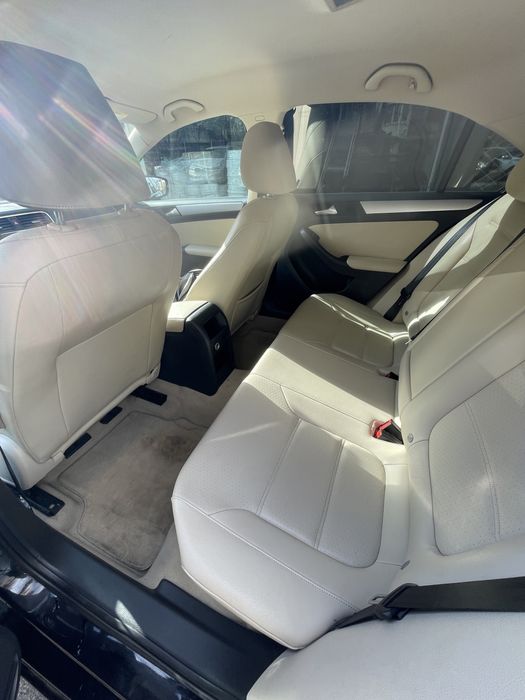 Продава се VW Jetta 2014 1.8 бензин