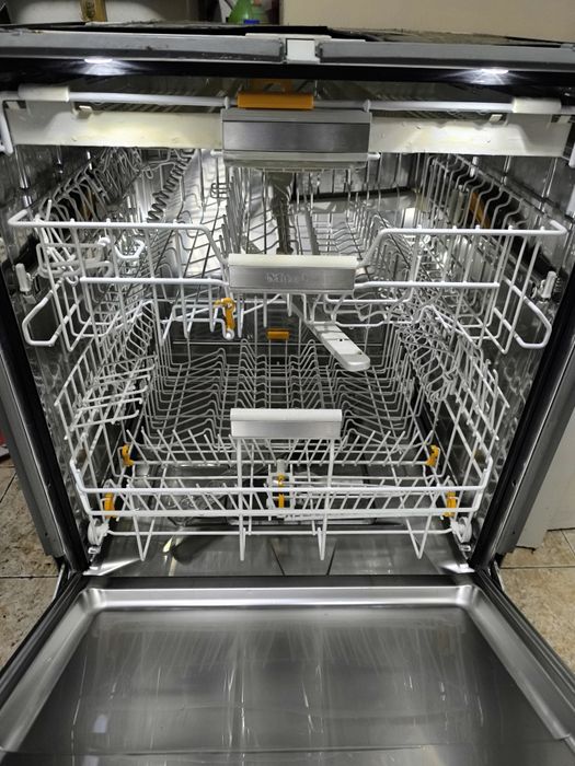 Съдомиялна Miele G 6510 SCU - 14 комплекта  за вграждане на 60см.