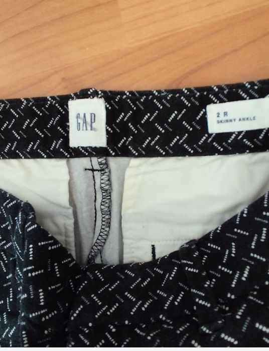 GAP pantaloni damă S