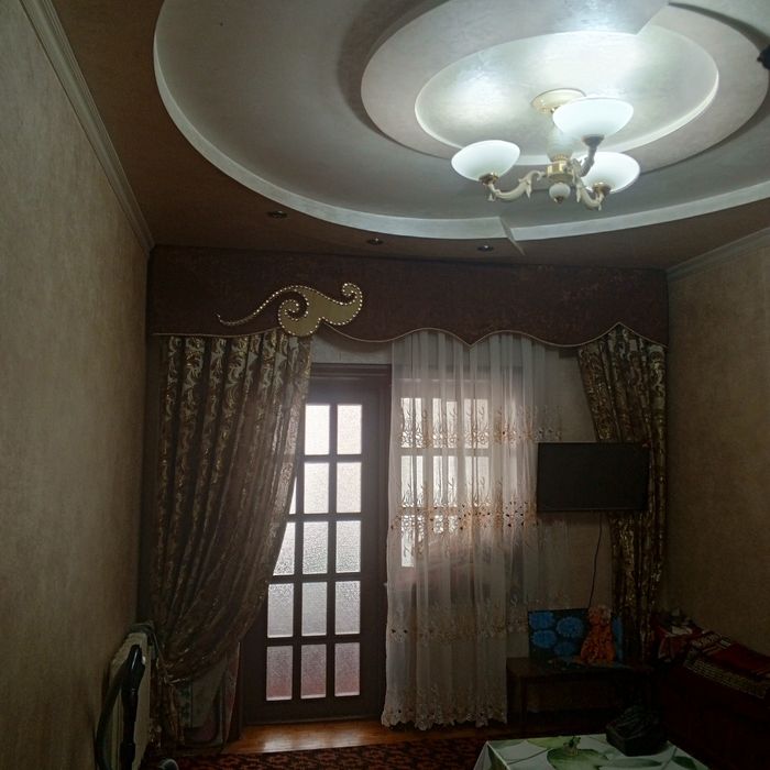 Срочно продается своя квартира 4/2/5 юнусабад19