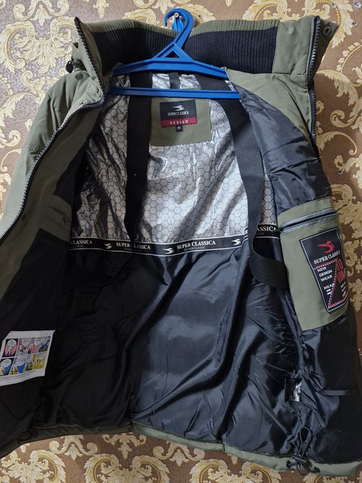 Продам зимнюю куртку