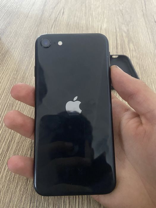 Iphone SE aprope nou
