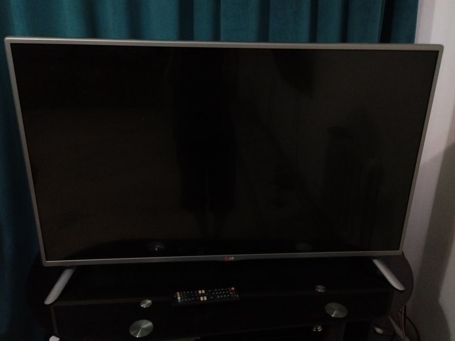Телевизор LG продается