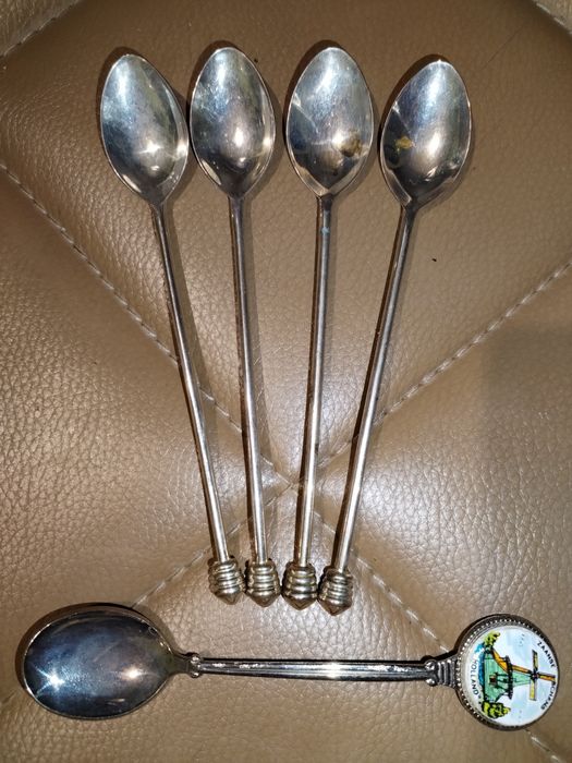 Колекционерски сребърни и посребрени лъжички и прибори