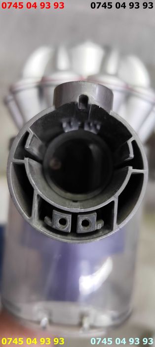 aspirator Dyson V6 functional pret pe bucata se vinde ca in poze