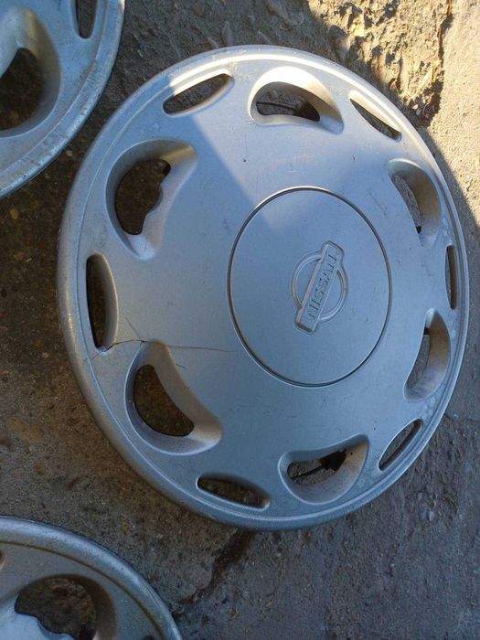 Нисан Примера /Nissan Primera 1.6 (90 Hp)/ + джанти със зимни гуми