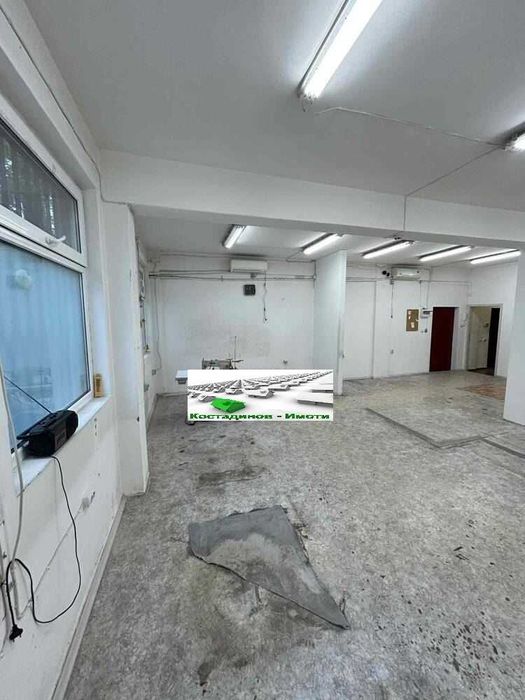 Складово помещение в гр. Пловдив - Индустриална Зона Тракия!