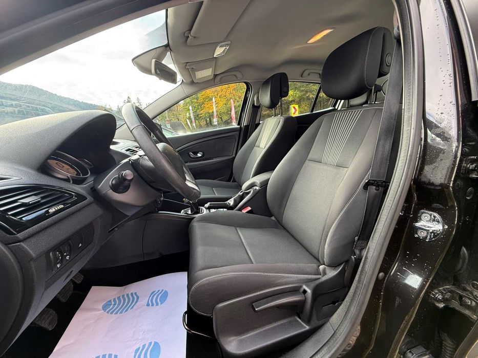 Renault Megane 3 Hatchback*2010*1.6Mpi*110Cp*Navi*Clima