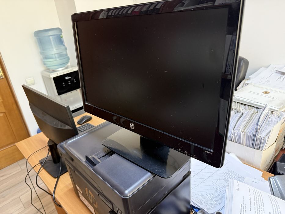 Монитор HP 2011x