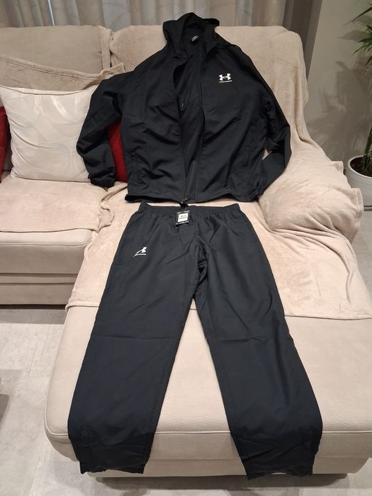 Черен спортен комплект/анцуг Under armour