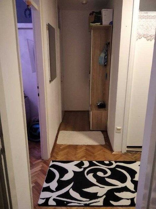 Дава се под наем Тристаен апартамент в Пловдив, Мараша - 86 кв.м за 464.1 € - Снимка #2