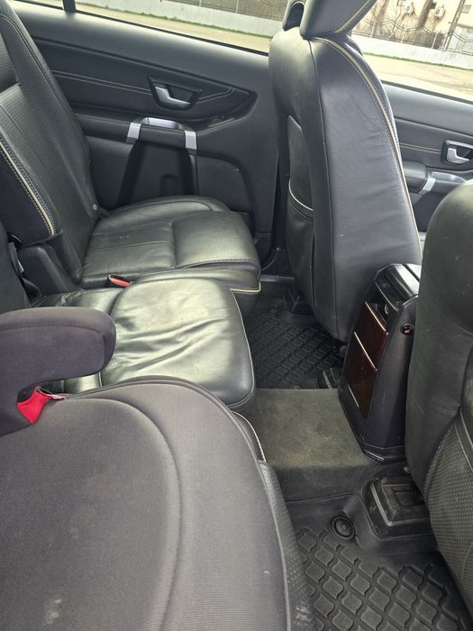 Volvo xc90 din  2011