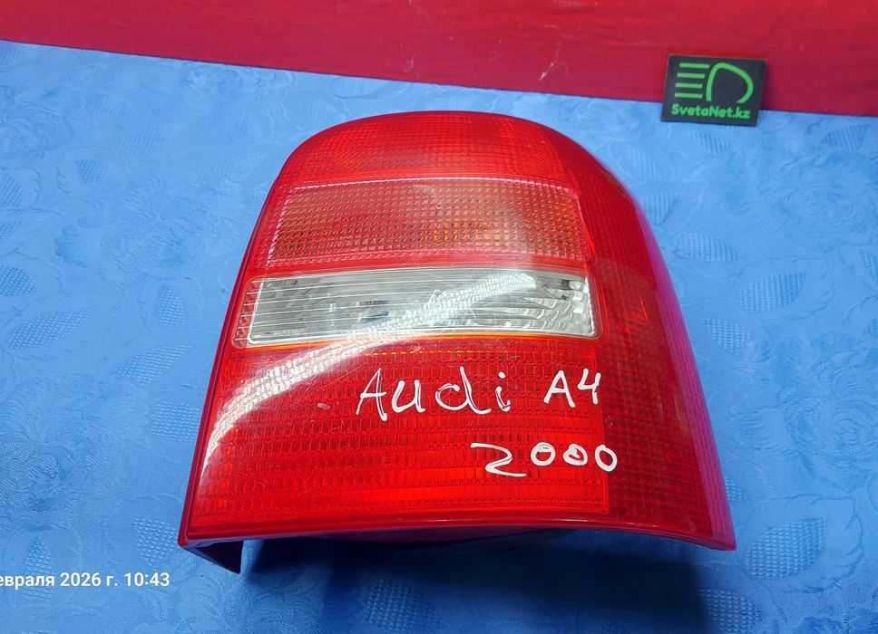 Фонарь Ауди А4 B5 универсал задний правый стоп