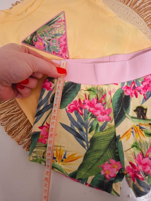 Детски комплектче Guess