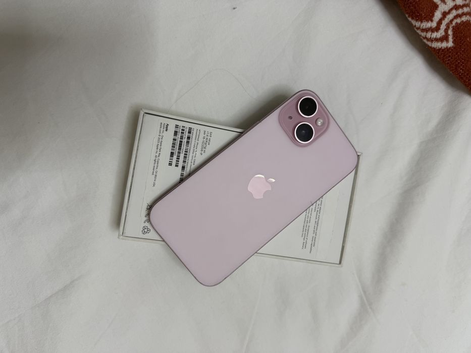 Продам Iphone 15 128гб