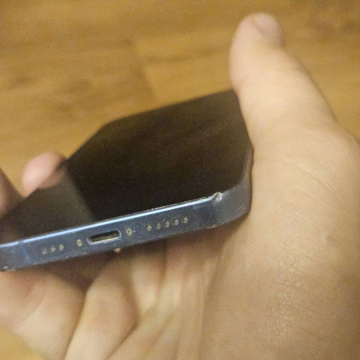 Iphone 13 128GB.