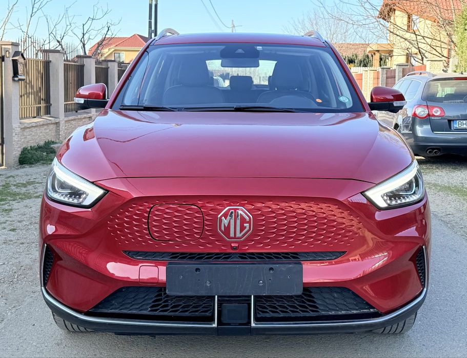 MG ZS EV Luxury Long Range