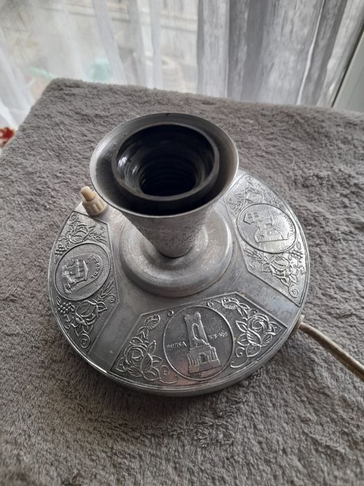 Лампа с забележителности и Стъкла за витрина и хладилник