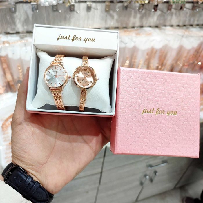 ULGURIB QOLILA ayollar uchun bujetniy soatlar