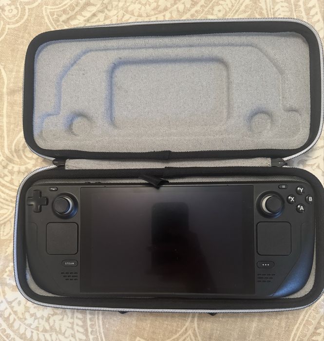 Продаю Steam Deck LCD 512 GB