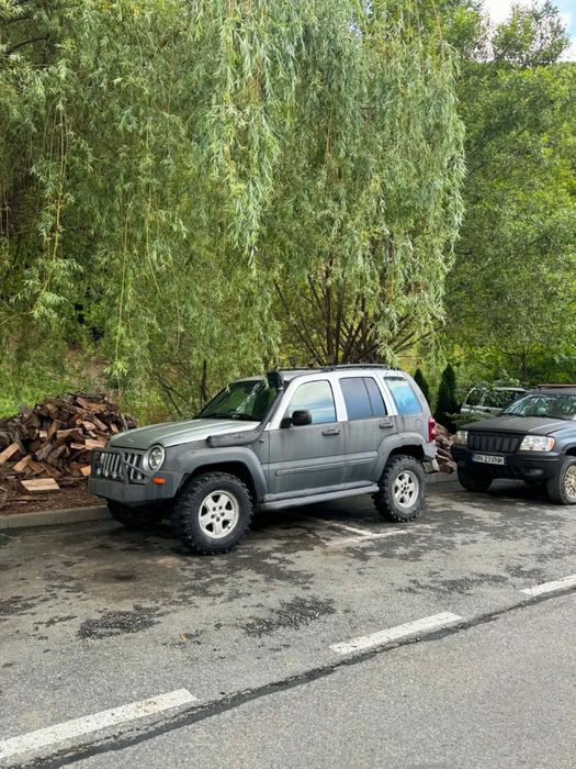 Vand jeep cherokee kj 2.8d