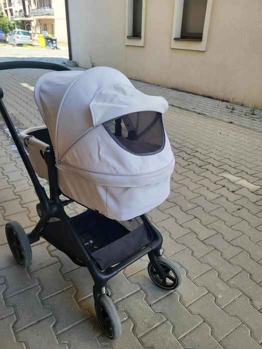 Cărucior Cybex Eos Silver