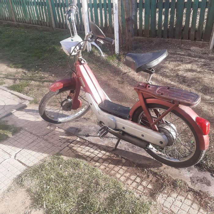 Продавам мотопед пиаджо чао